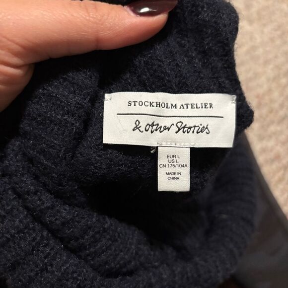 & Other Stories Wool Alpaca Blend Turtleneck Sweater- Size Large - Picture 8 of 10